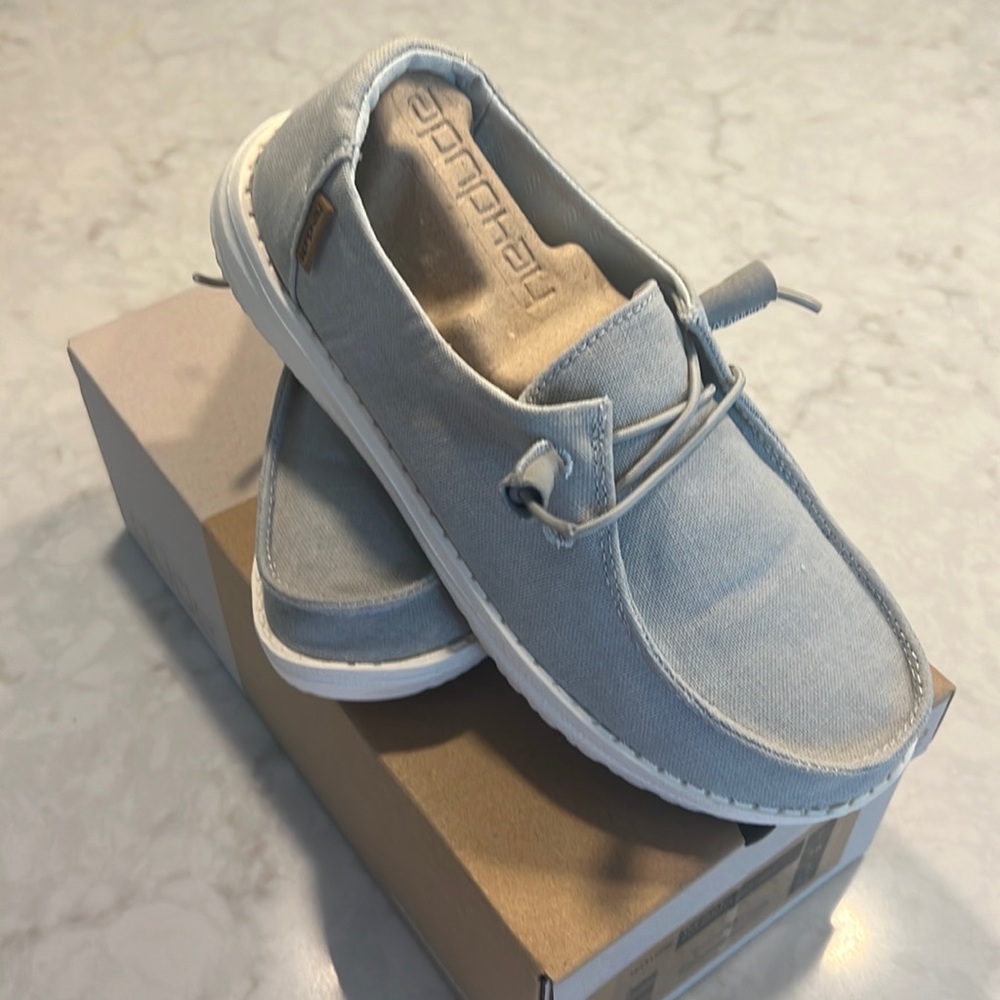 Grey Hey dudes Size 7